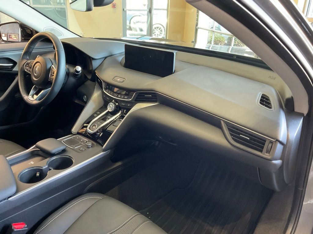 Certified 2024 Acura TLX w/ Technology Package image 21