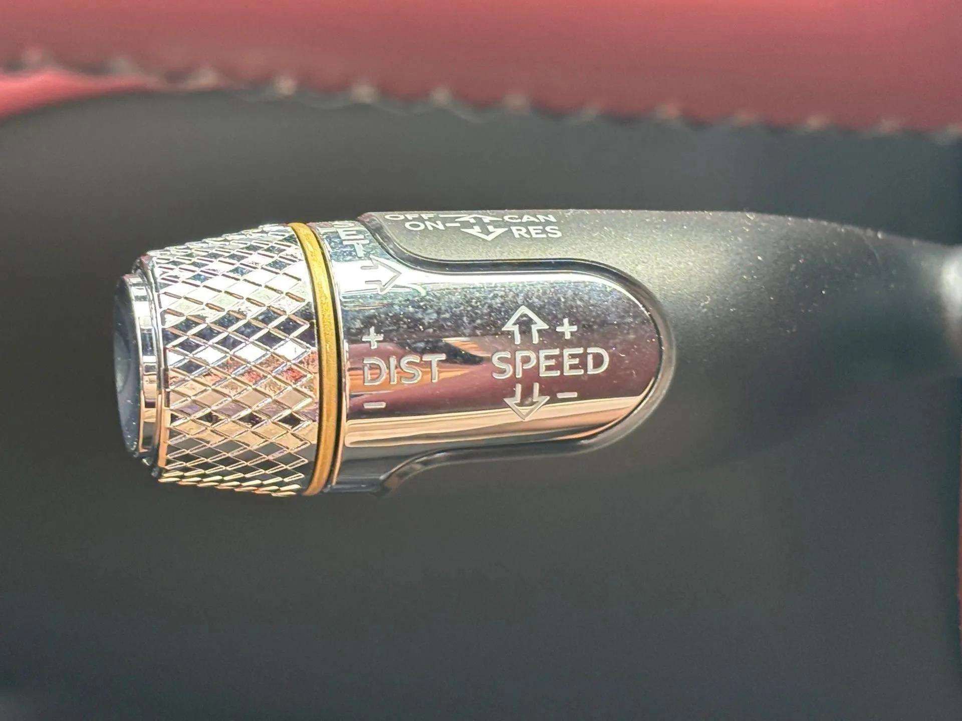 Used 2024 Bentley Continental GT image 50