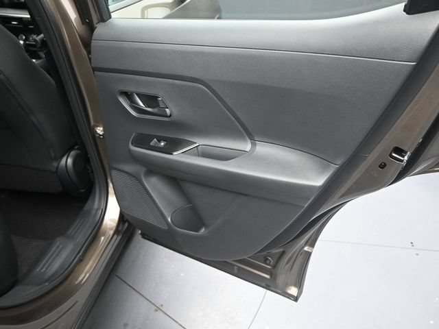 Certified 2025 Nissan Kicks S AWD/4WD image 30