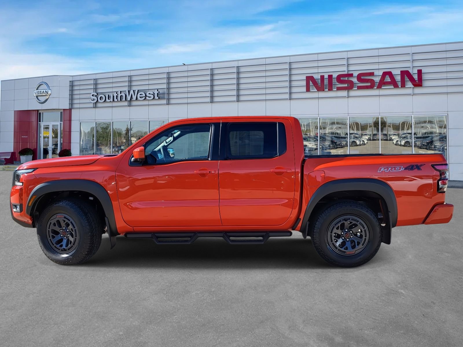 New 2026 Nissan Frontier PRO-4X w/ Pro Premium Package AWD/4WD image 9