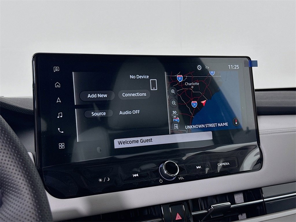 New 2025 Mitsubishi Outlander SE image 15