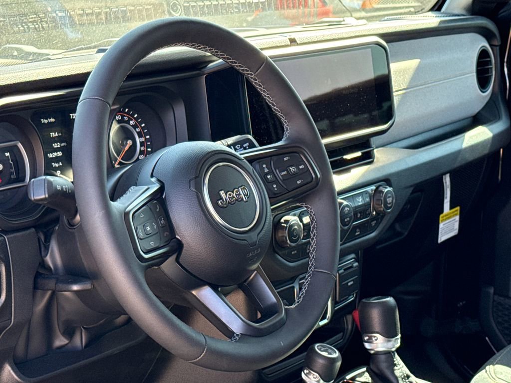 New 2025 Jeep Gladiator Sport image 19