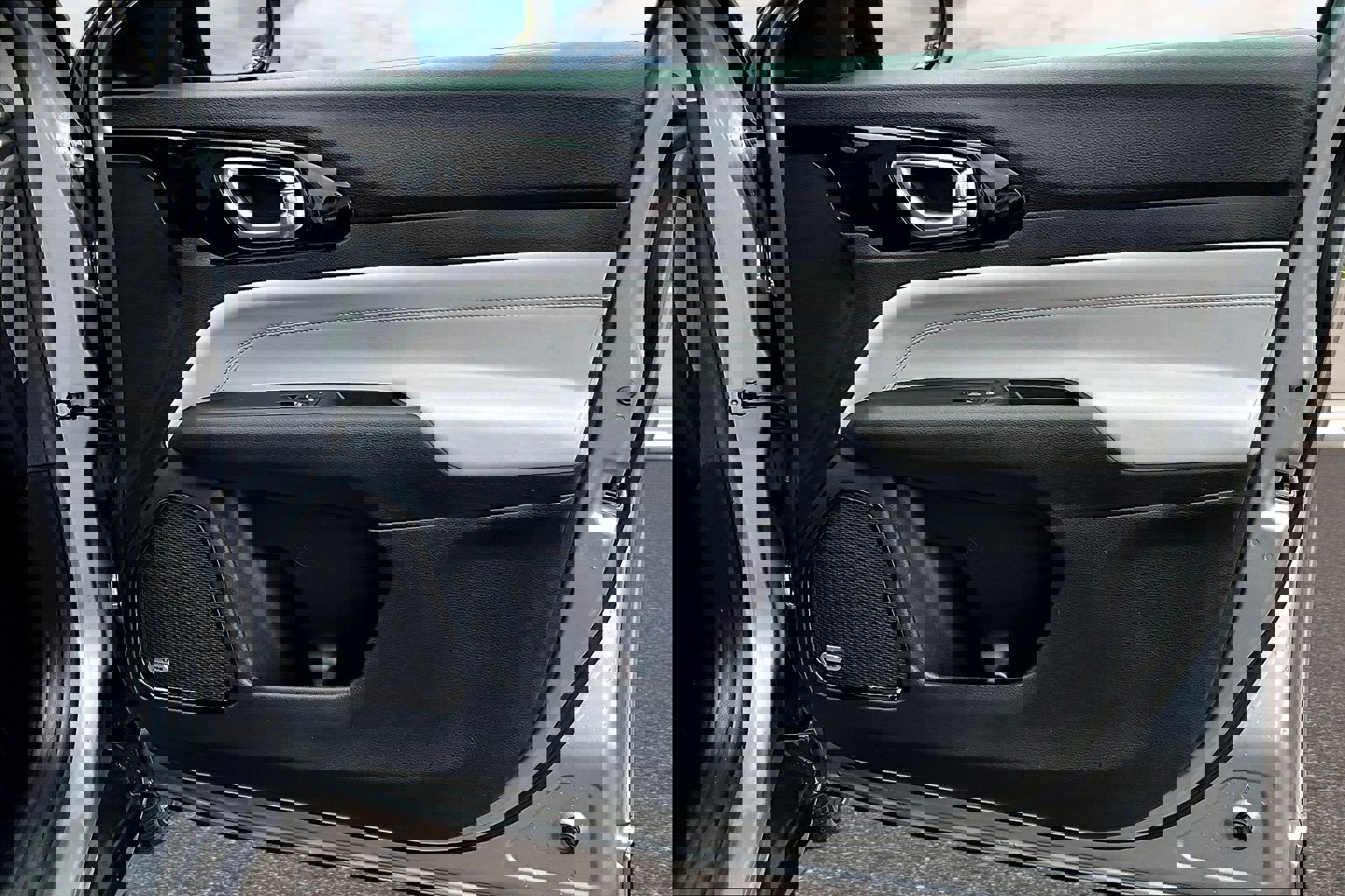 Used 2022 Jeep Compass Limited w/ Sun and Sound Group image 20