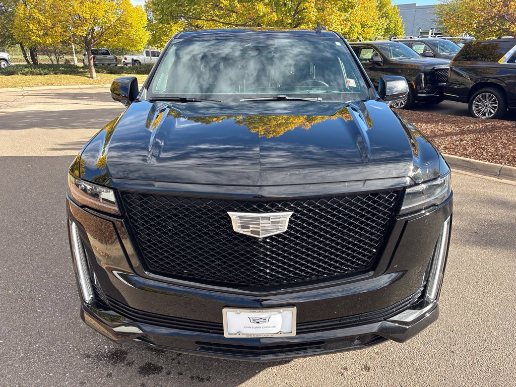 Used 2021 Cadillac Escalade Sport Platinum AWD/4WD image 8