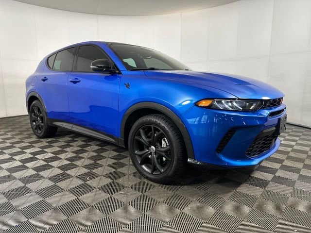 Used 2024 Dodge Hornet R/T Plus w/ R/T Blacktop Package image 2