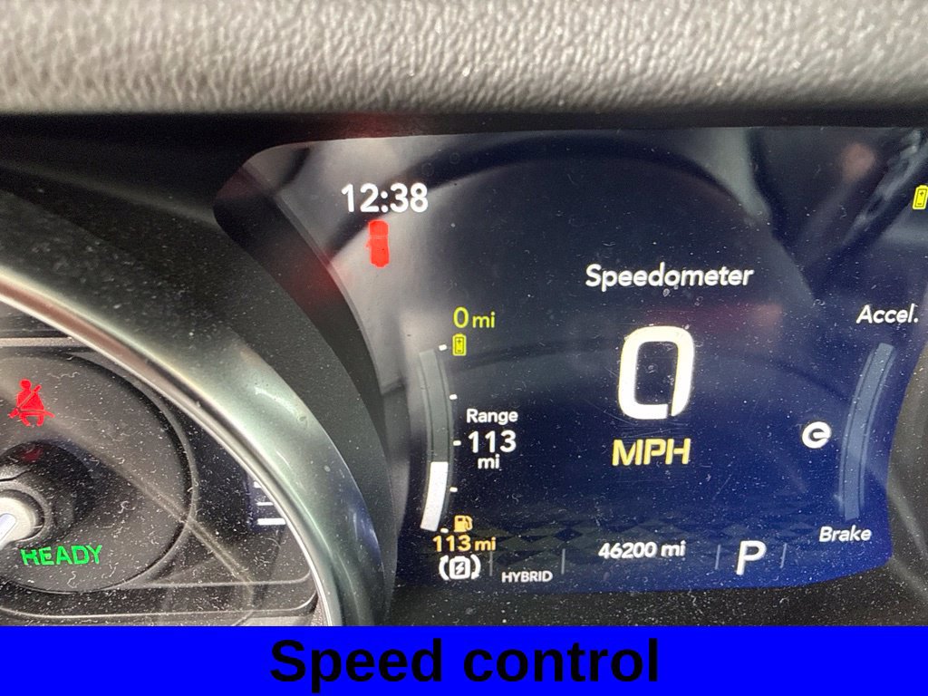 Used 2022 Jeep Wrangler Unlimited Sahara AWD/4WD image 10