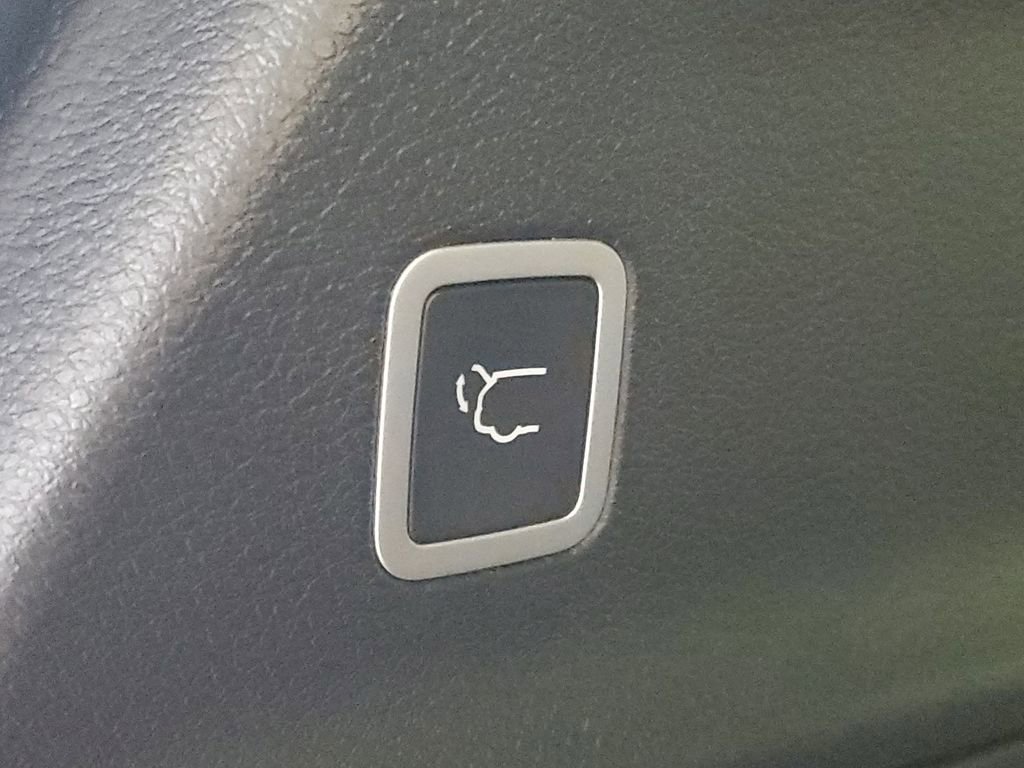 New 2026 Chrysler Pacifica Select image 8