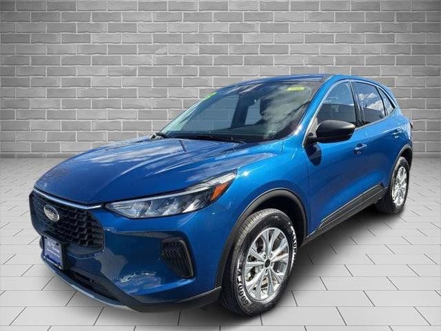Certified 2023 Ford Escape Active AWD/4WD image 7