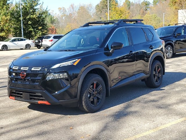 New 2027 Nissan Rogue SV AWD/4WD image 2