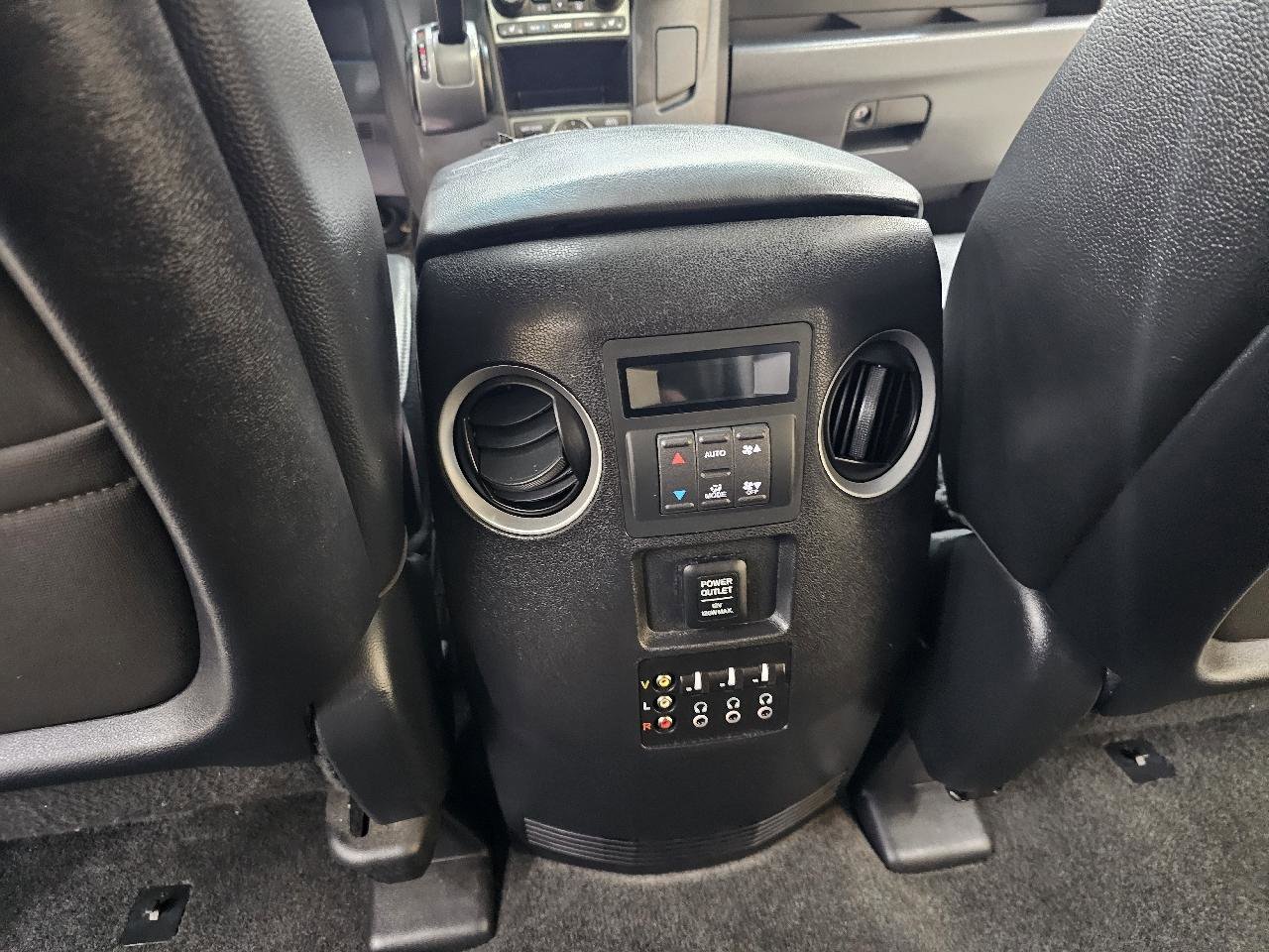 Used 2013 Honda Pilot Touring image 26