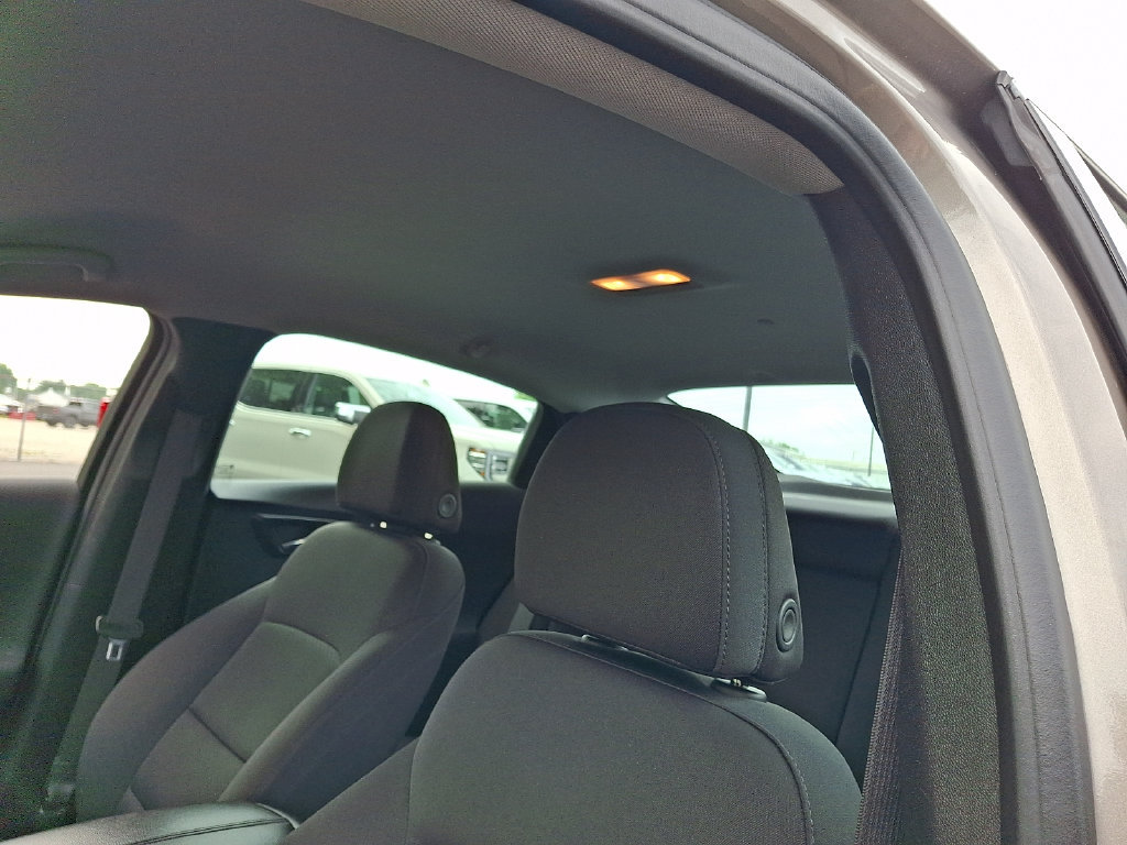 Used 2024 Chevrolet Malibu LT FWD image 15