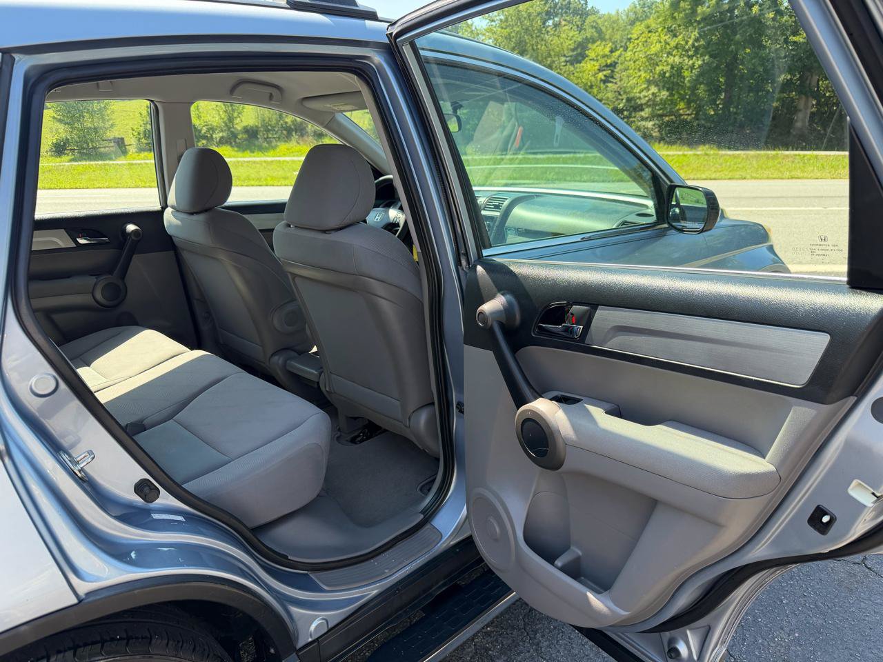 Used 2010 Honda CR-V LX image 23