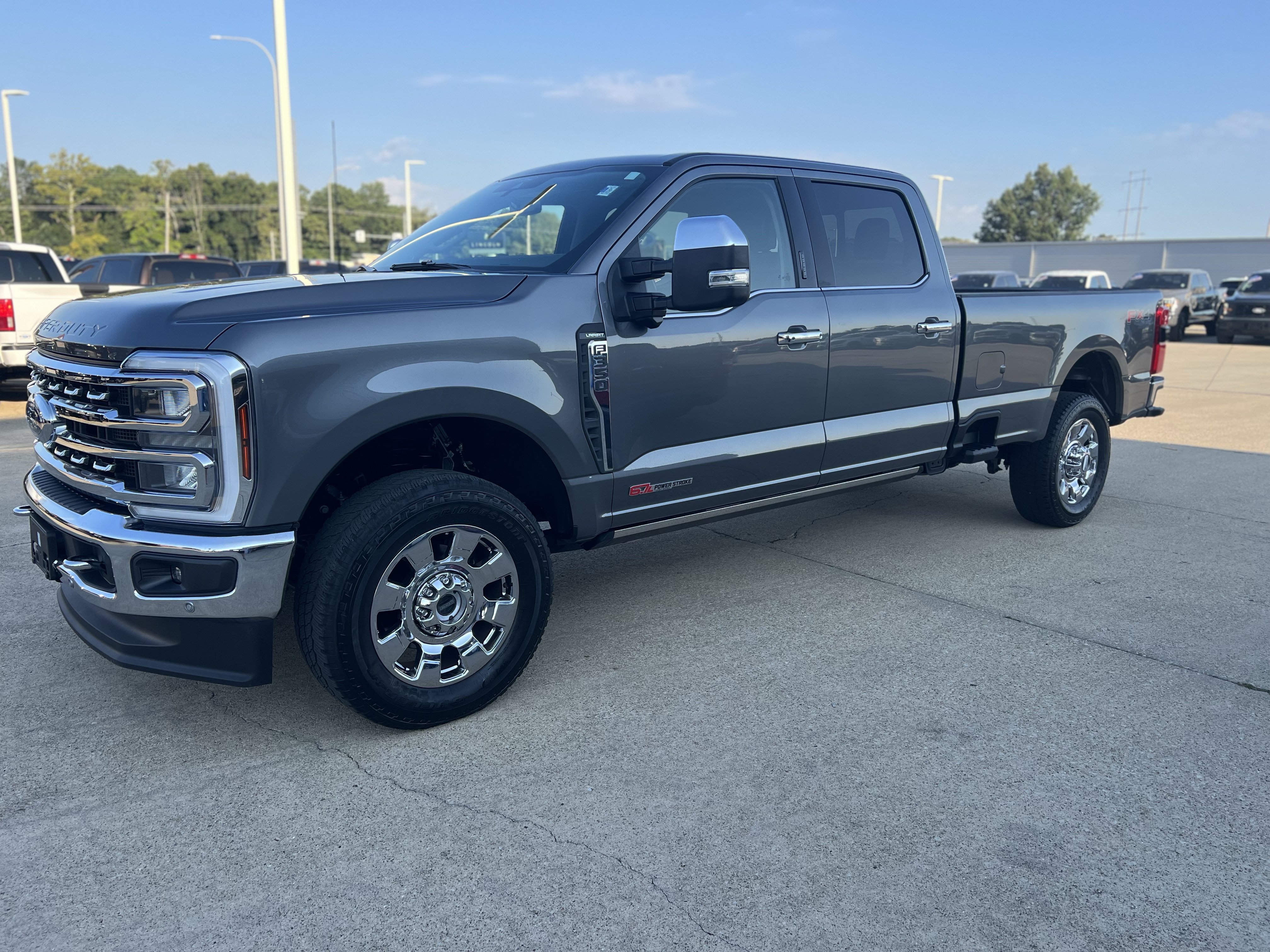 Used 2024 Ford F350 Lariat w/ Lariat Ultimate Package AWD/4WD image 18