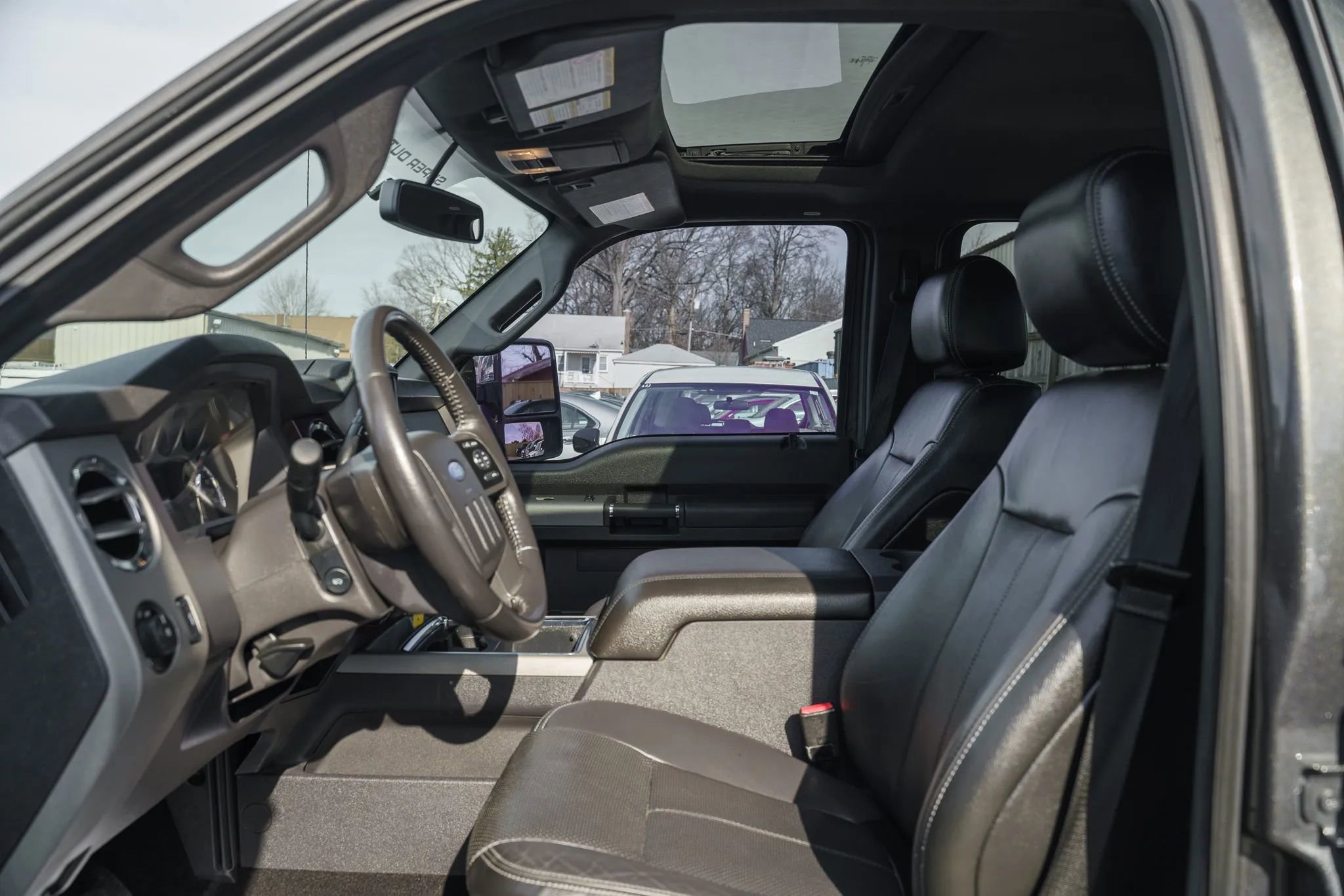 Used 2016 Ford F250 Lariat w/ Lariat Ultimate Package image 7