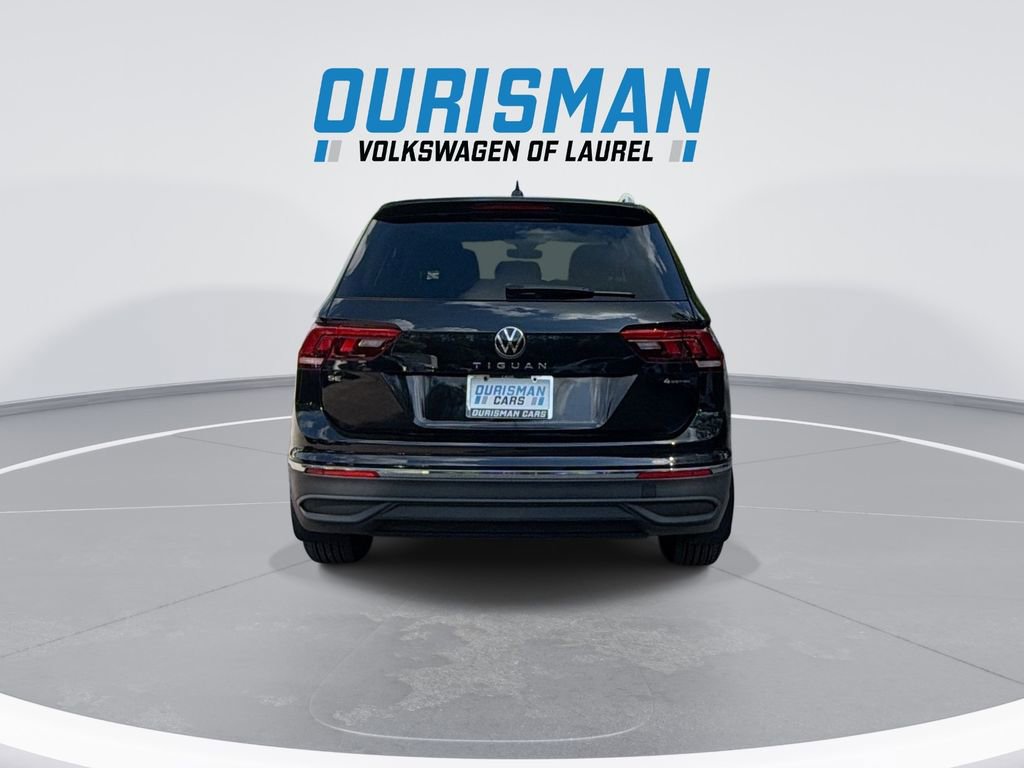 Used 2024 Volkswagen Tiguan SE AWD/4WD image 7