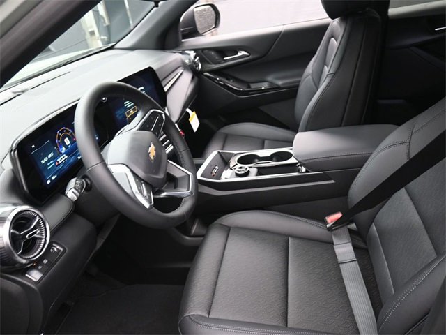 New 2026 Chevrolet Equinox LT w/ Convenience Package II image 8