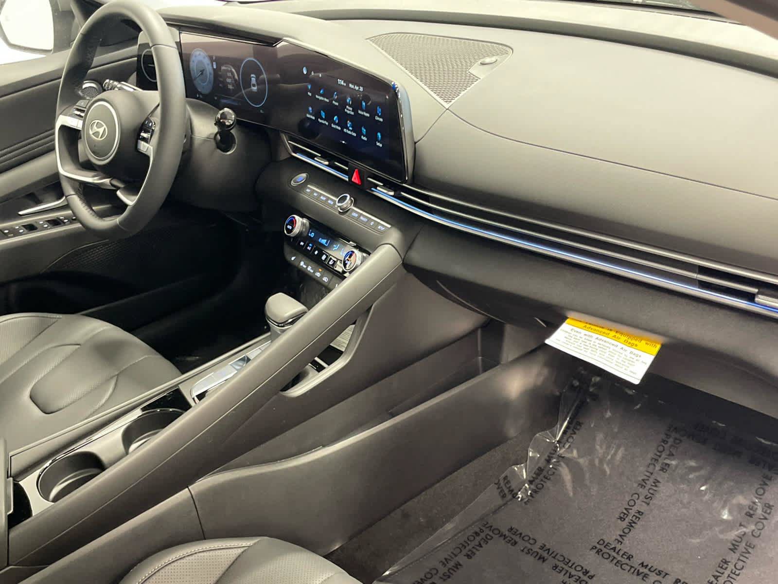 New 2026 Hyundai Elantra Limited FWD image 25