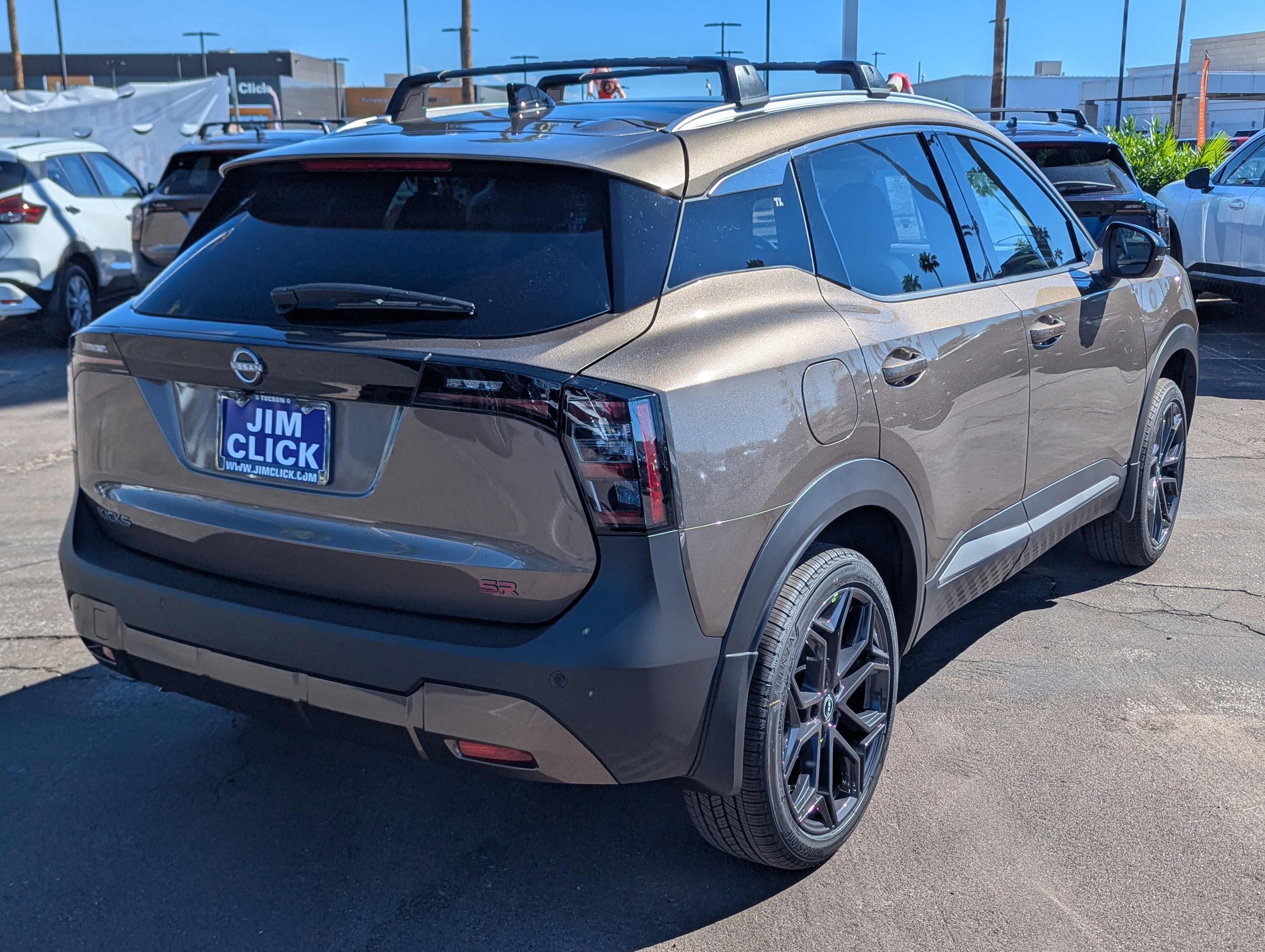 New 2026 Nissan Kicks SR w/ Illumination Package image 2