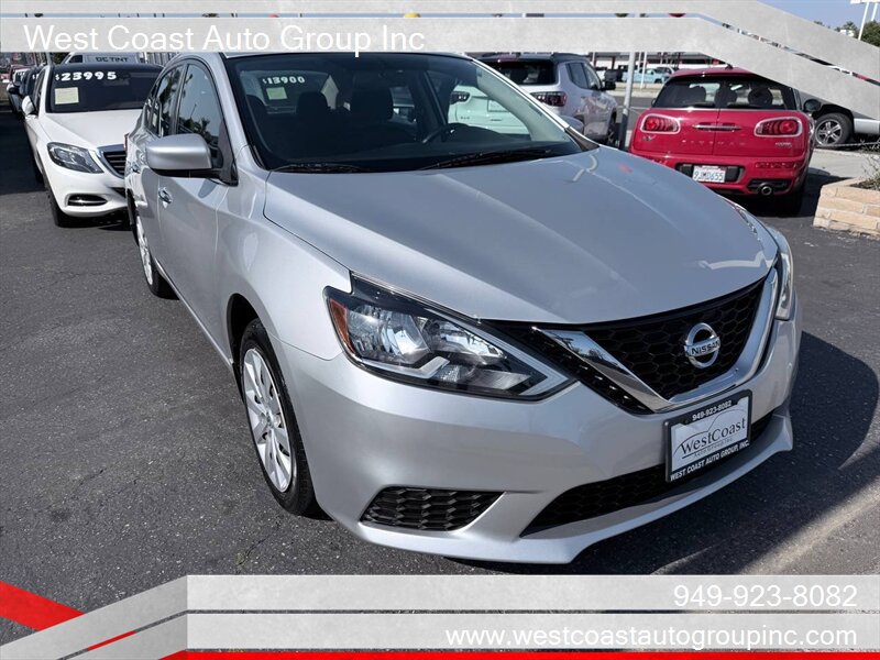 Used 2016 Nissan Sentra SV FWD image 2