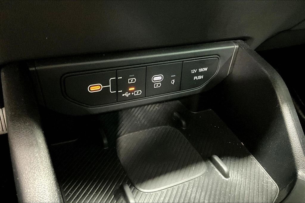 Used 2025 Kia K4 EX image 30