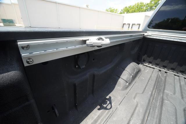 Used 2021 Nissan Titan PRO-4X w/ Pro-4x Convenience Package AWD/4WD image 12