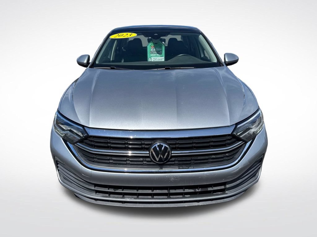 Used 2023 Volkswagen Jetta SE FWD image 8