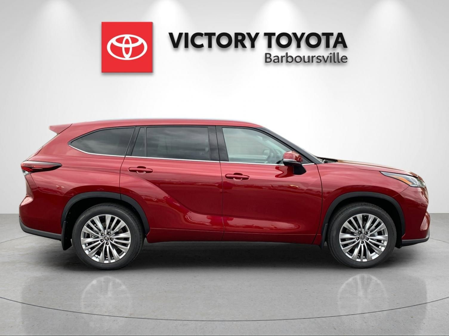 New 2026 Toyota Highlander Platinum AWD/4WD image 6