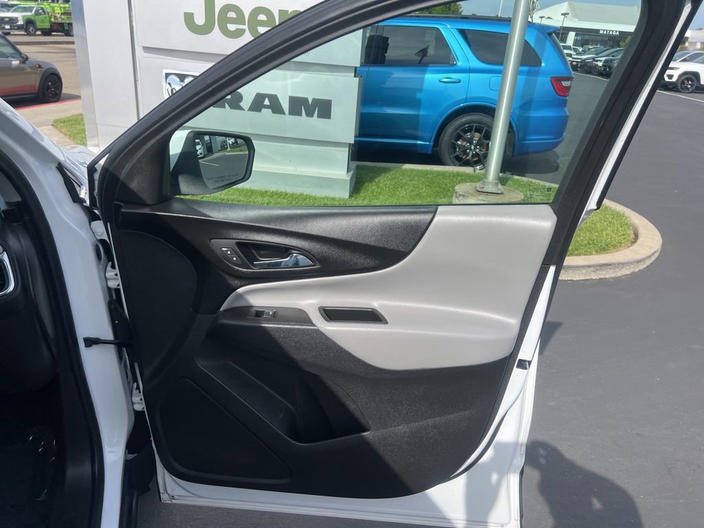 Used 2020 Chevrolet Equinox LT AWD/4WD image 42