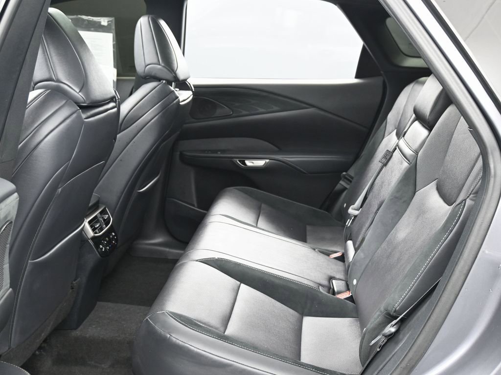 Used 2023 Lexus RX 500h F Sport w/ Accessory Package (Z1) image 31