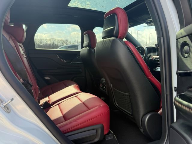 Used 2025 Lincoln Corsair Grand Touring w/ Equipment Group 302A image 10