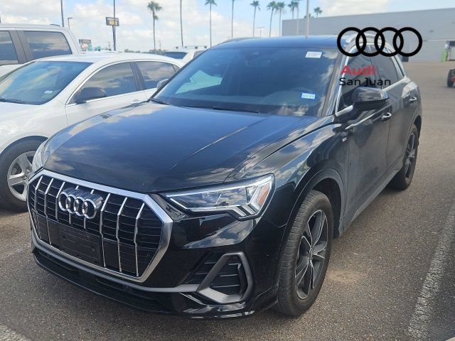 Used 2024 Audi Q3 2.0T Premium Plus w/ Premium Plus Package AWD/4WD image 3
