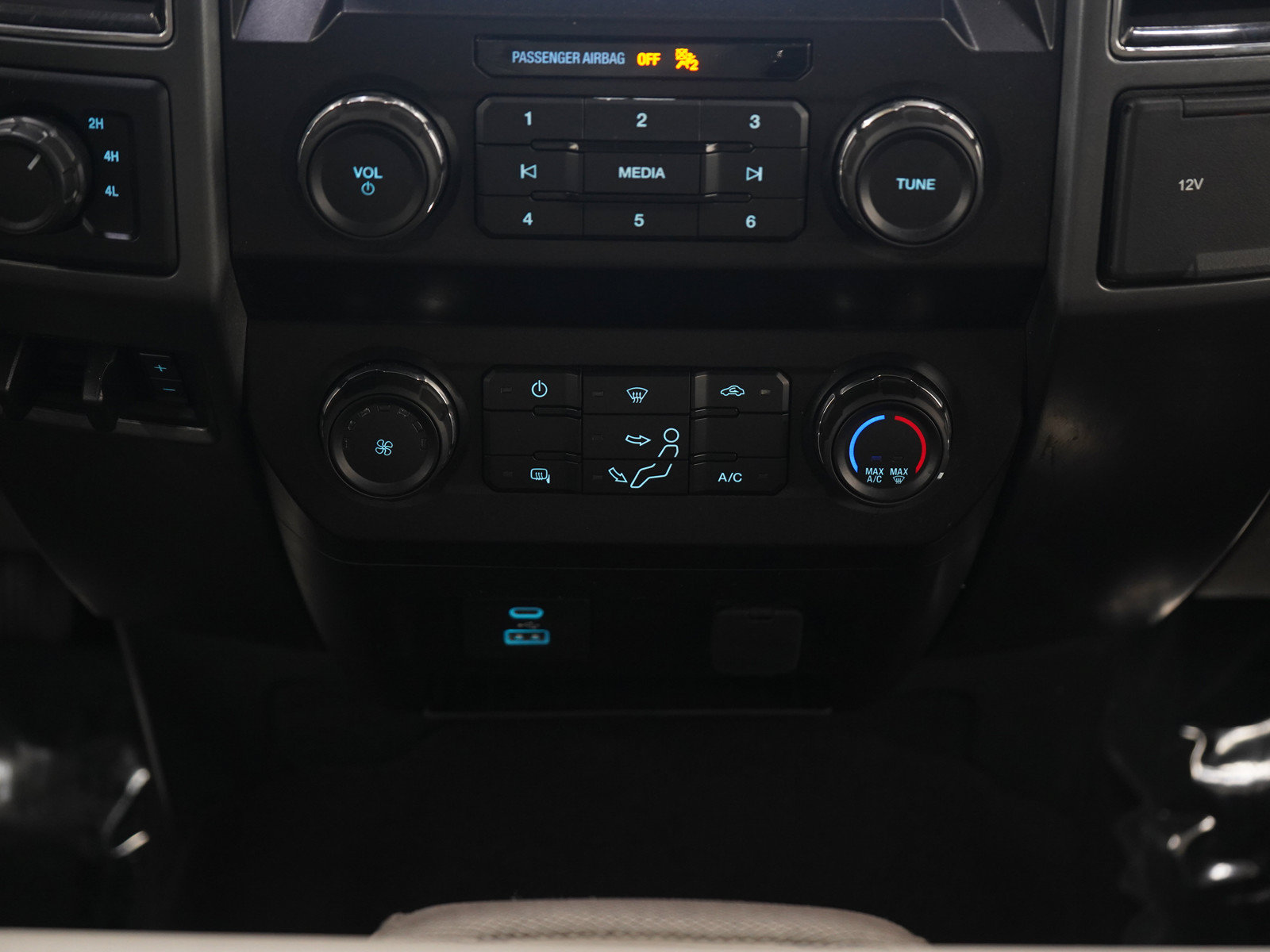 Used 2022 Ford F250 XLT AWD/4WD image 16