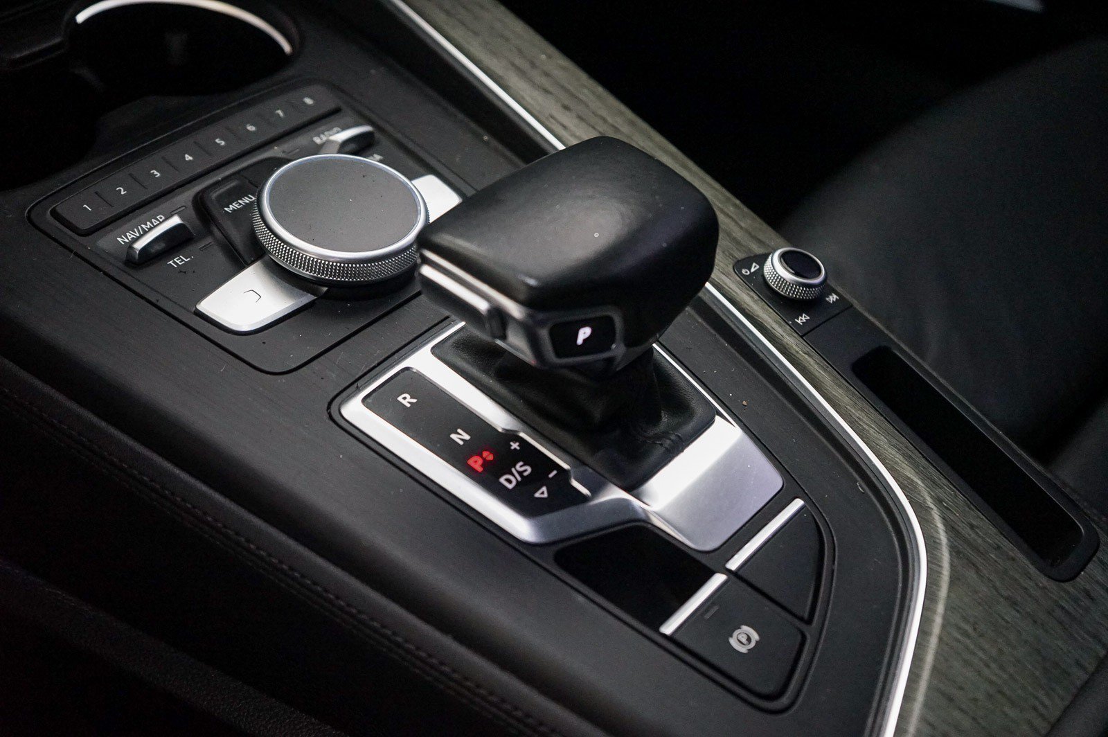 Used 2019 Audi A4 2.0T Premium Plus FWD image 13
