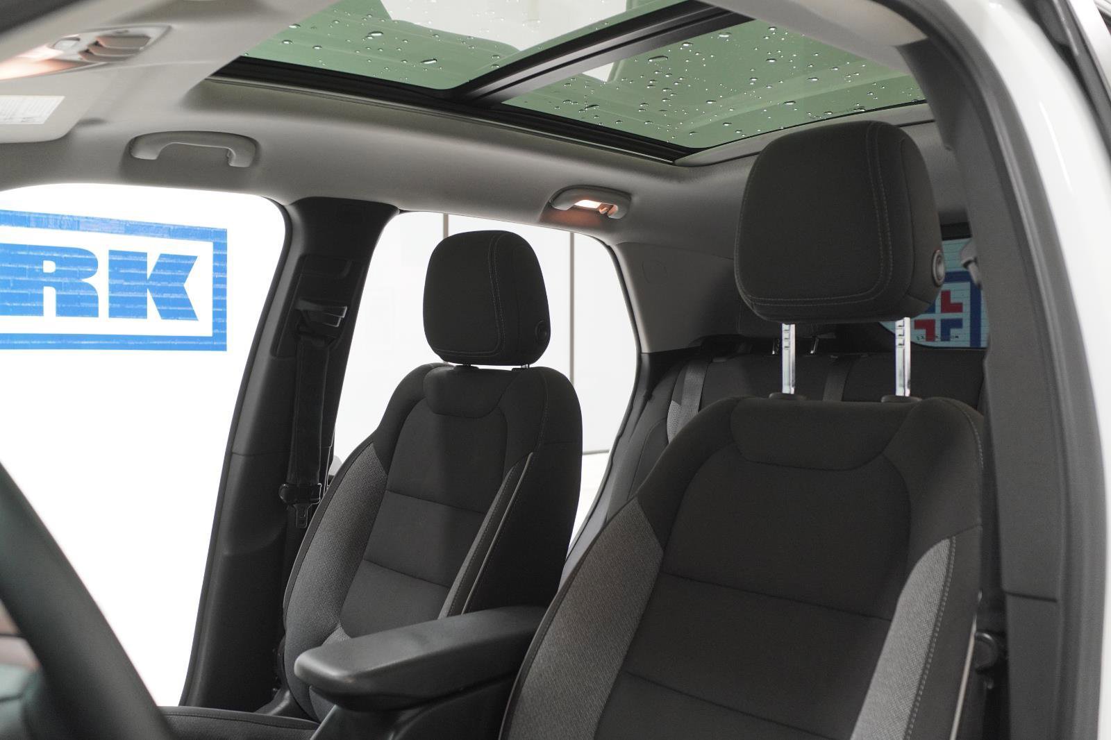 Used 2025 Chevrolet TrailBlazer LT w/ Convenience Package FWD image 18