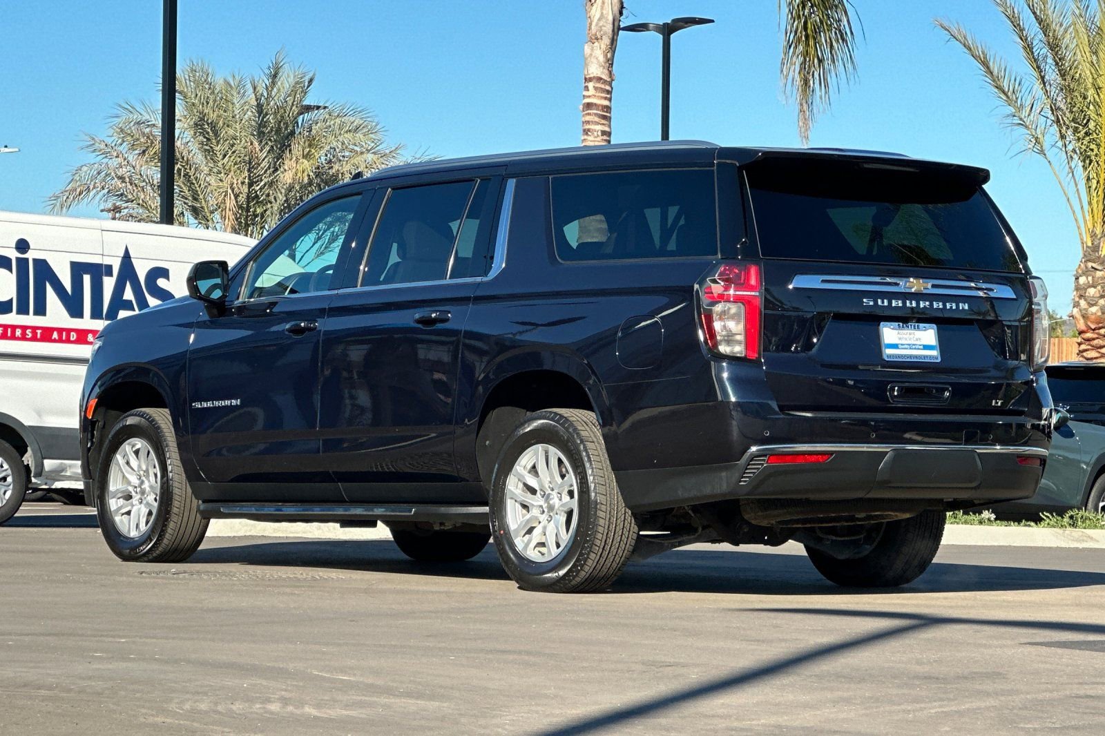 Used 2024 Chevrolet Suburban LT image 6