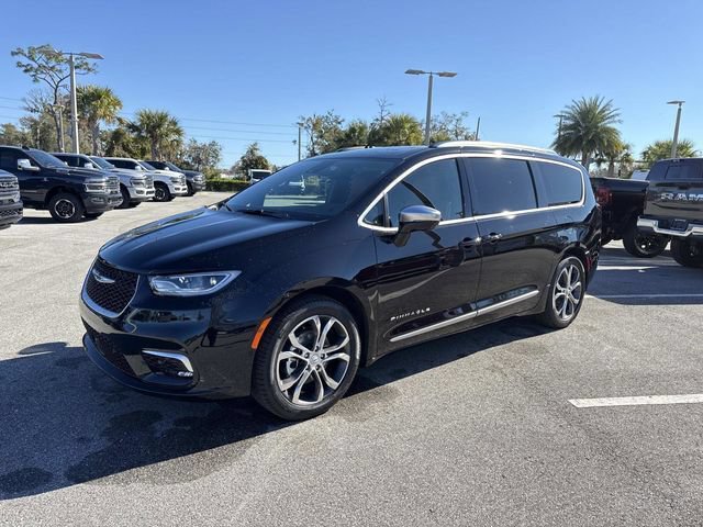 New 2026 Chrysler Pacifica Pinnacle FWD image 7
