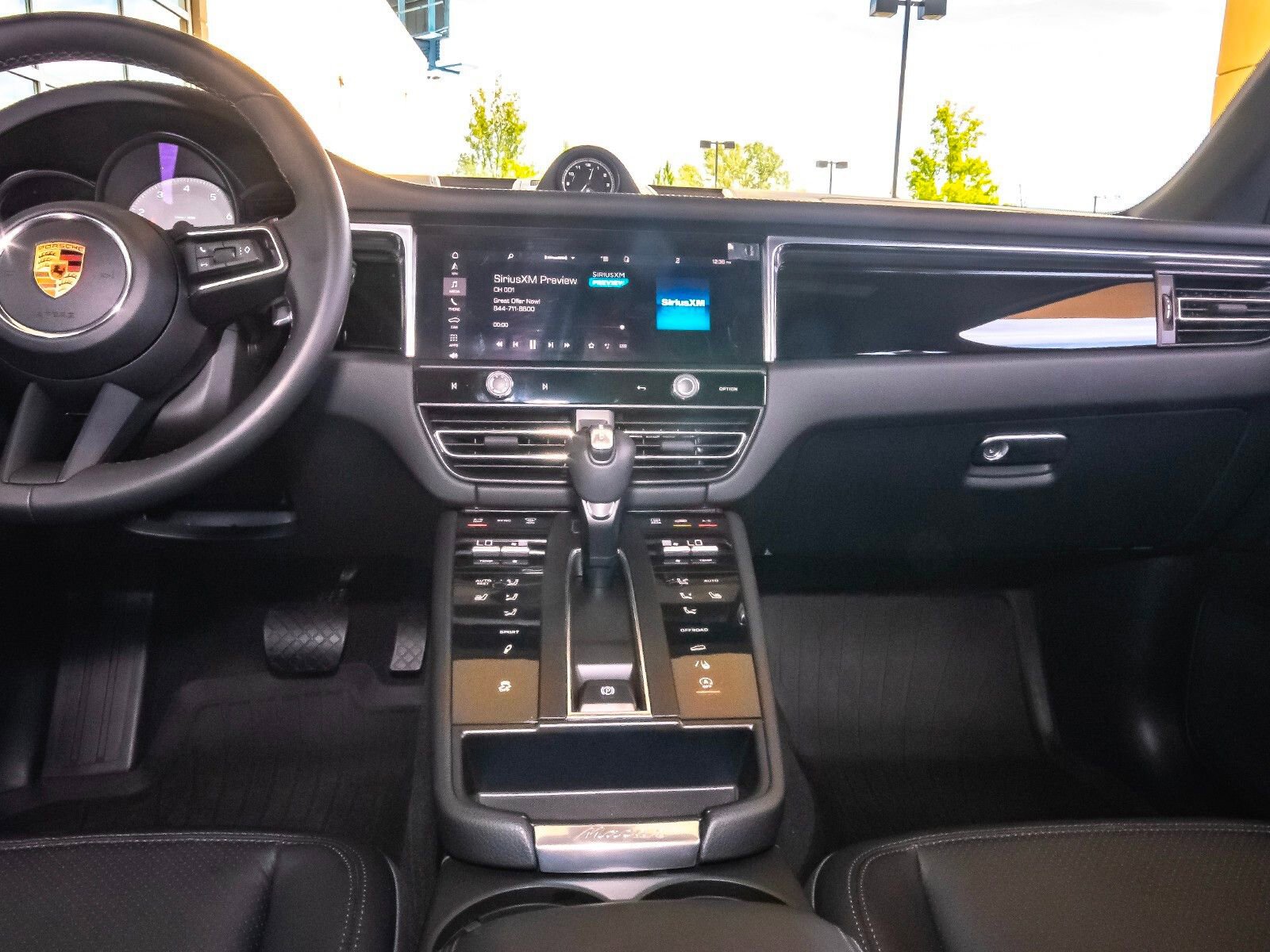 Used 2024 Porsche Macan S image 23