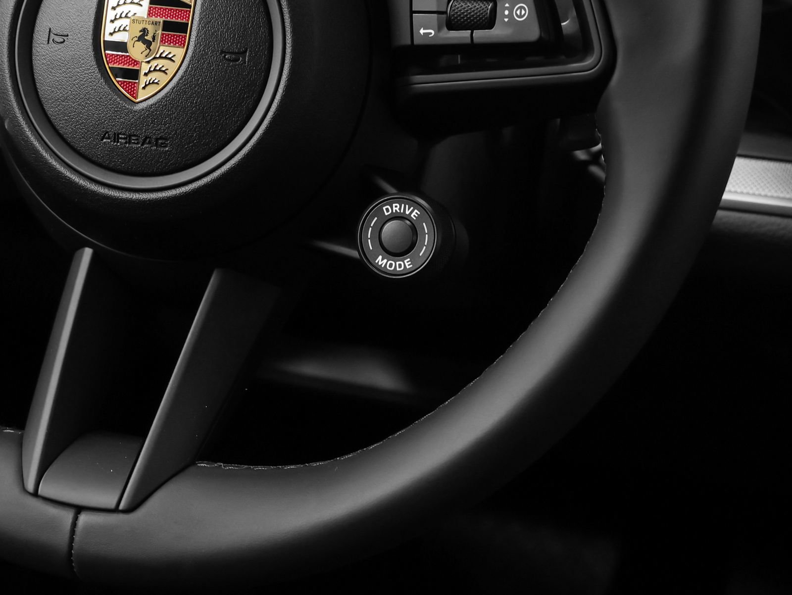 New 2026 Porsche Cayenne Coupe AWD/4WD image 30