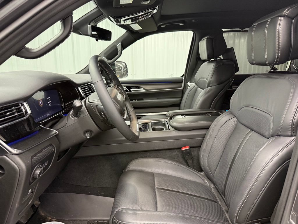 Used 2026 Jeep Grand Wagoneer Summit w/ Rear Seat Video Group I AWD/4WD image 20