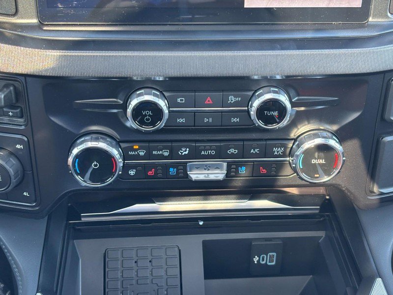 New 2026 Ford F250 Platinum image 23