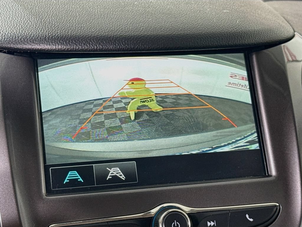 Used 2017 Chevrolet Cruze LT FWD image 5