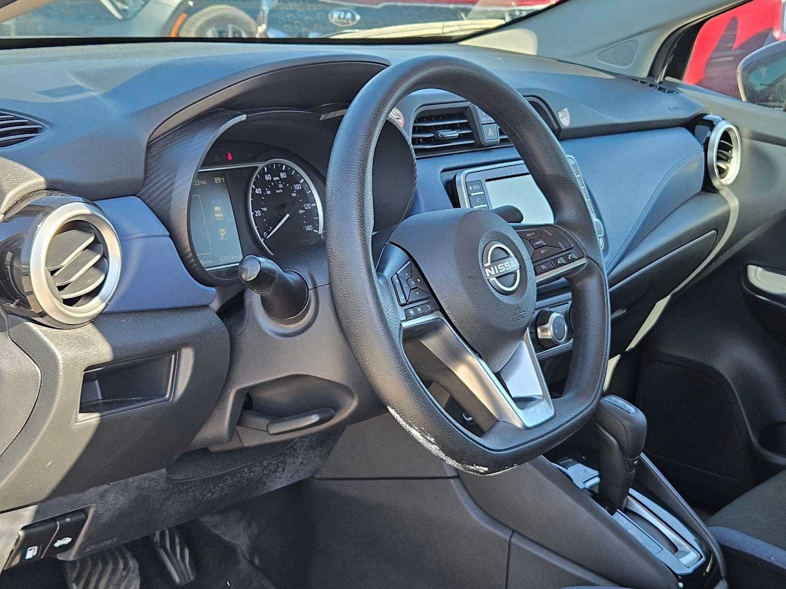 Used 2025 Nissan Versa SV FWD image 2