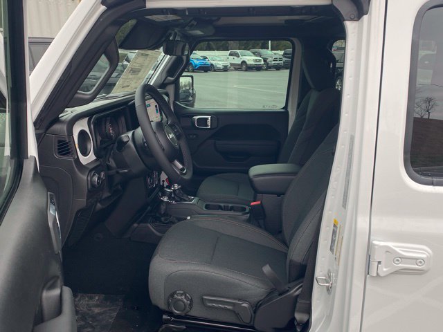 New 2026 Jeep Wrangler Unlimited Sport AWD/4WD image 15