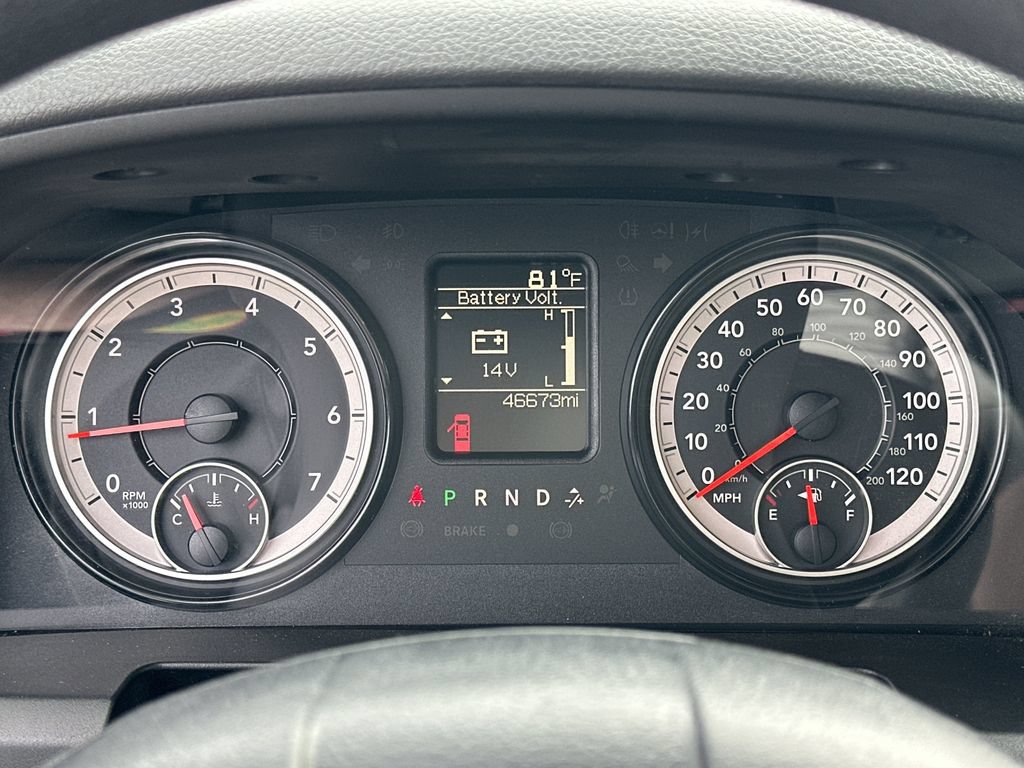 Certified 2019 RAM 1500 Express RWD image 10