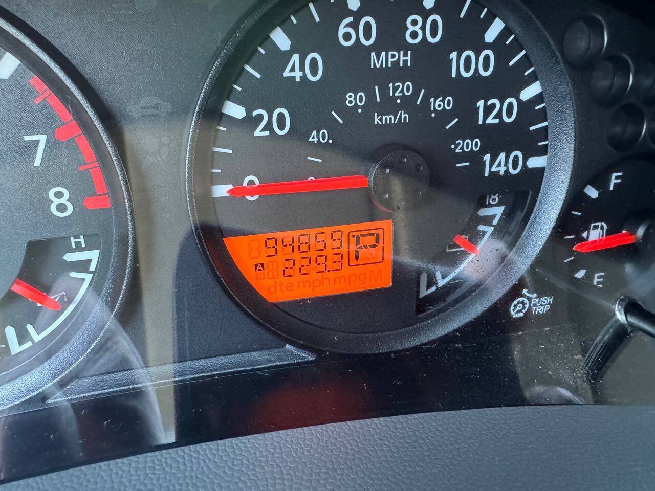 Used 2019 Nissan Frontier SV AWD/4WD image 12