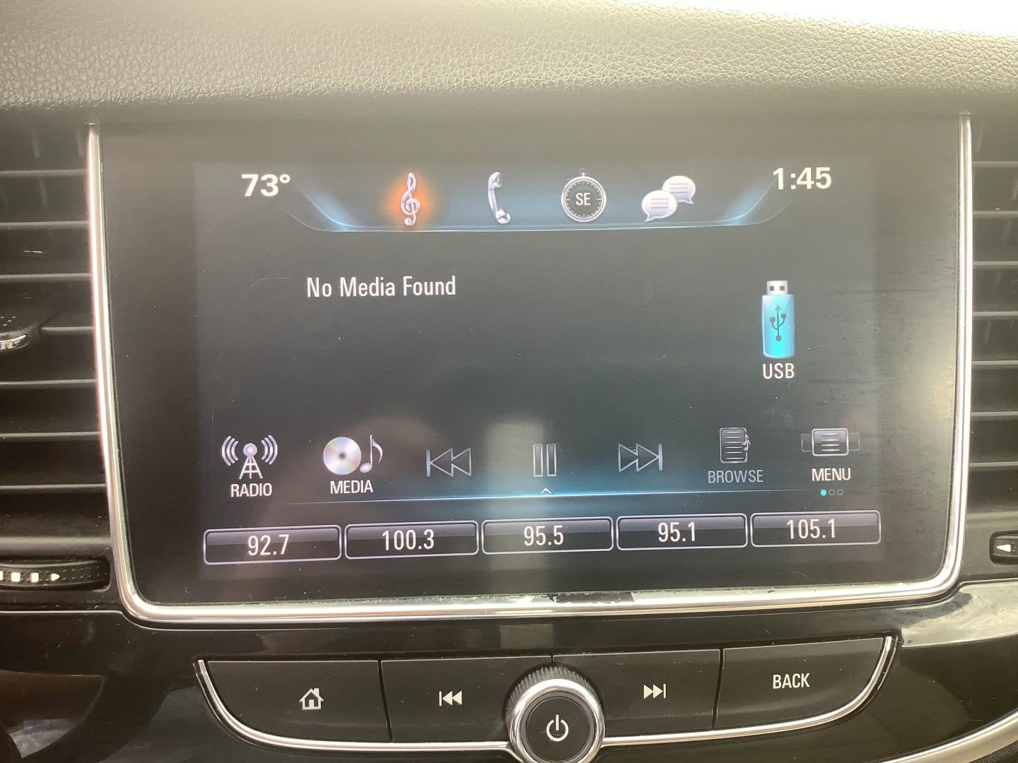 Used 2017 Buick Encore Essence FWD image 38