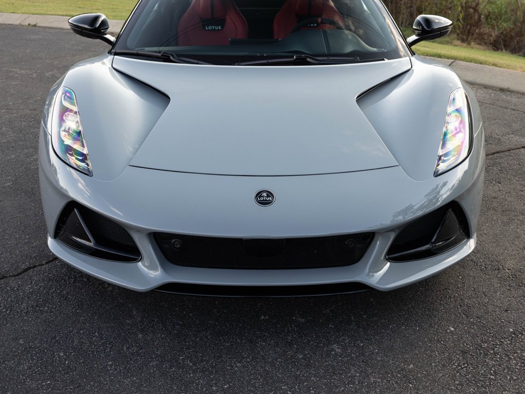 New 2027 Lotus Emira SE RWD image 12