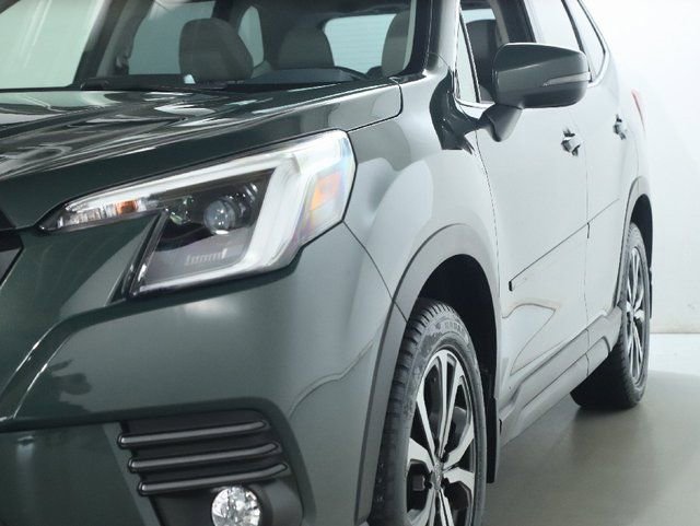 Certified 2023 Subaru Forester Limited image 4