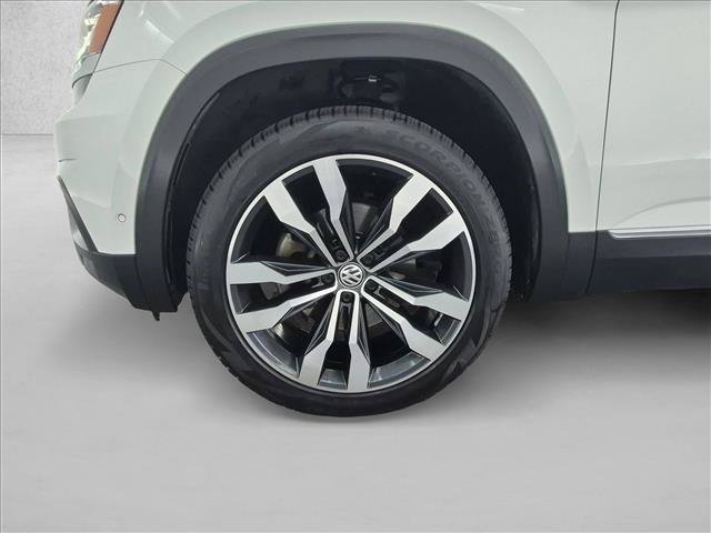 Used 2020 Volkswagen Atlas SEL R-Line AWD/4WD image 28