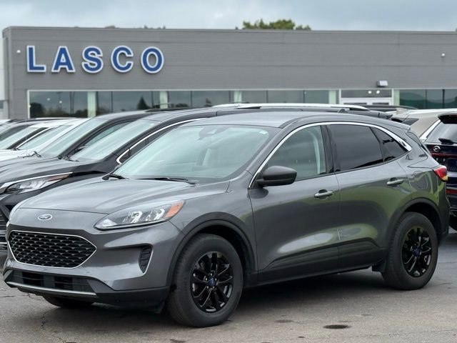 Used 2022 Ford Escape SE w/ Convenience Package